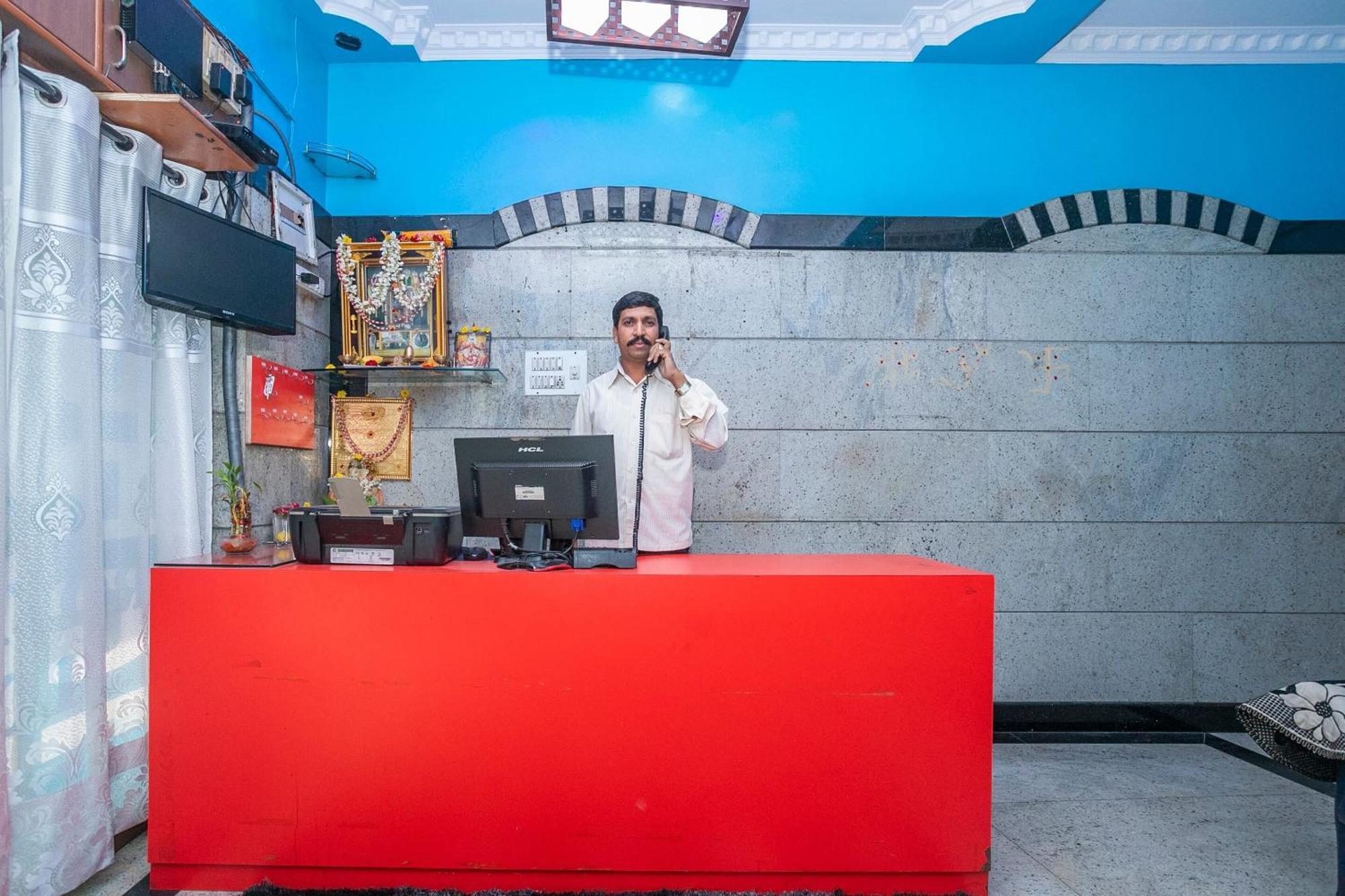 فندق أو واي أو 26900 رويال إن بنغالور المظهر الخارجي الصورة